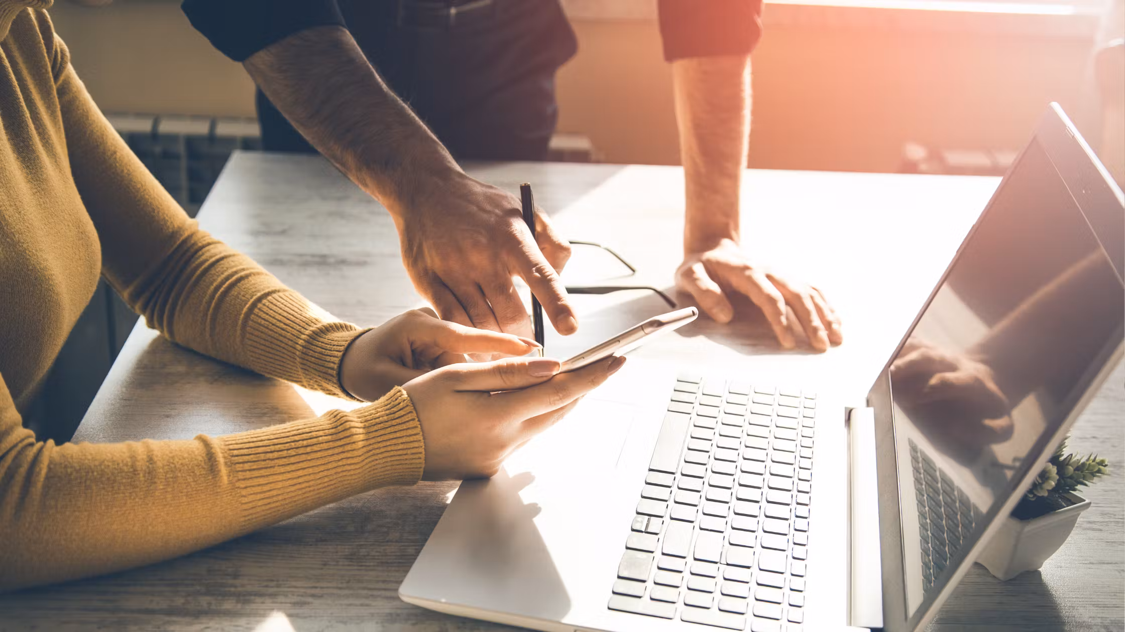 Optimizing Connection: Utilizing AI and Strategic Resourcing in Energy Marketing without Overstretching